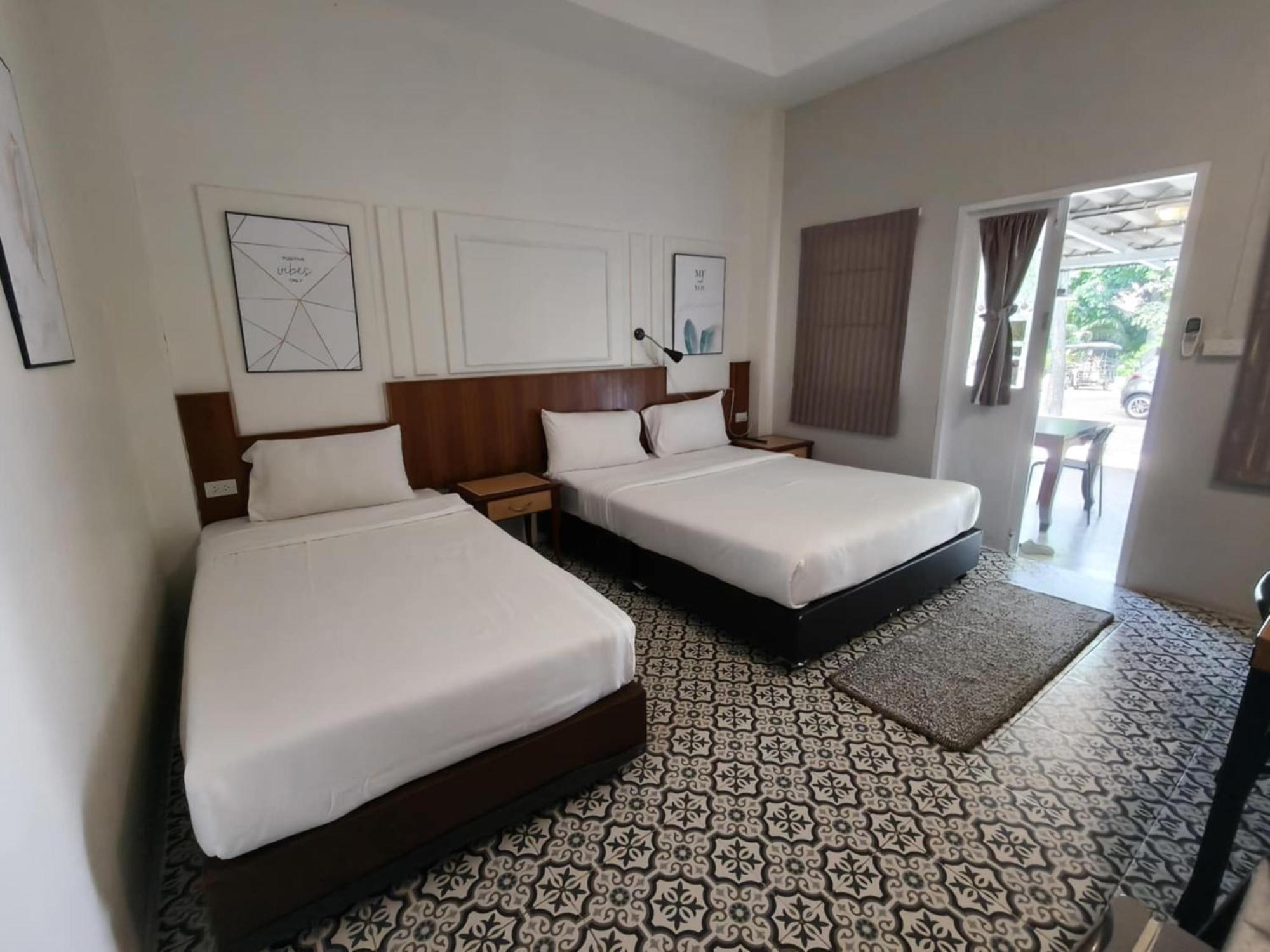 The Monkey Resort Donheang Prachuap Khiri Khan Bagian luar foto